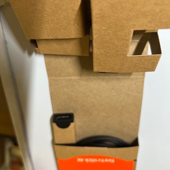 Excellent Fire TV Stick 4K 2021 No sign of use All accessories included - Picture 2 of 5